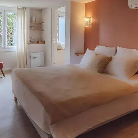 Maison Perbos 1556 4* La Bastide-Clairence