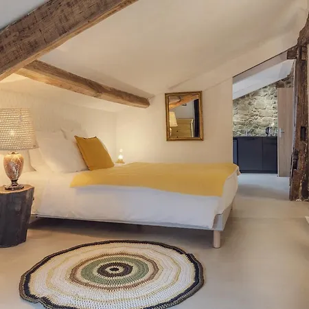 Maison Perbos 1556 Guest house