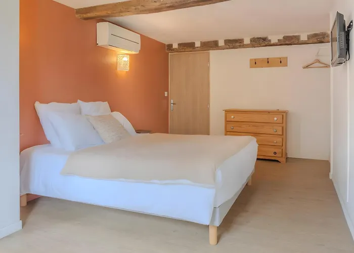 Maison Perbos 1556 La Bastide-Clairence