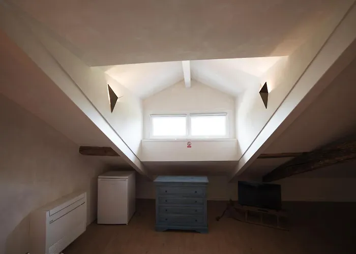 Maison Perbos 1556 Gasthof 4*